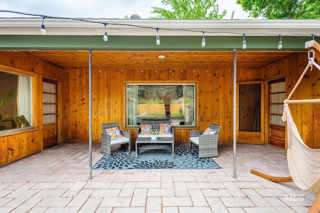 3102 N Sycamore Dr, Boise, ID 83703 - view of patio