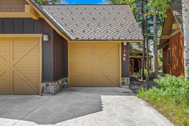 7 Golden Bench Ct, Donnelly, ID 83615 - view of garage