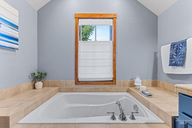 7 Golden Bench Ct, Donnelly, ID 83615 - full bath featuring a garden tub