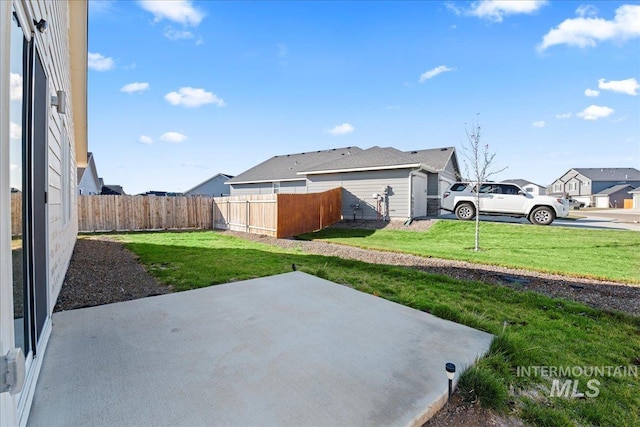 view of yard with a patio