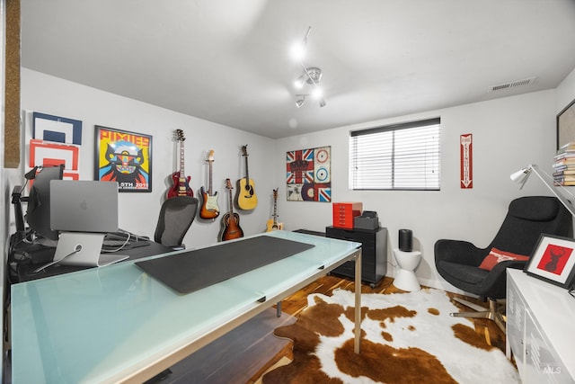 1309 S Pacific St, Boise, ID 83705 - office area with wood finished floors and baseboards