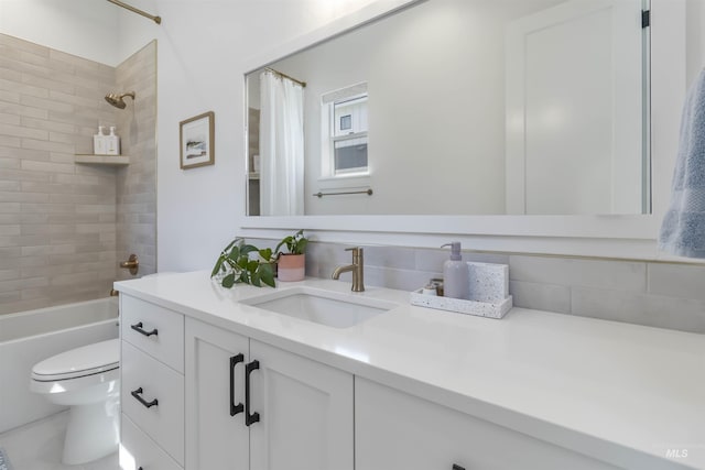 125 S Eagles Roost Way, Eagle, ID 83616 - full bathroom featuring vanity and shower / bath combo