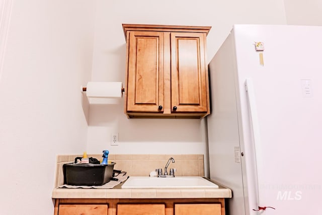 12 Blue Spruce Ct, Cascade, ID 83611 - bathroom with a sink