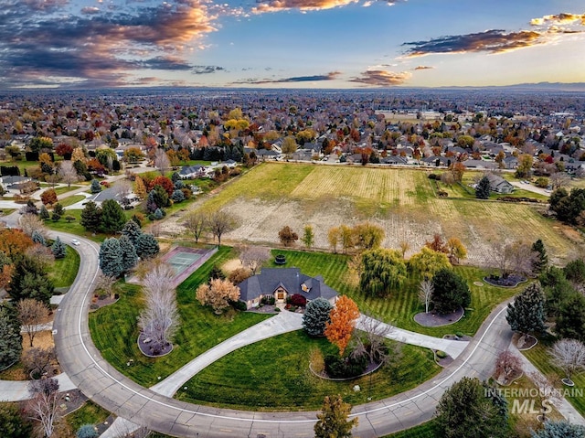 view of aerial view at dusk