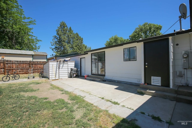 1765 W 6th St, Weiser, ID 83672 - rear view of property featuring a patio area