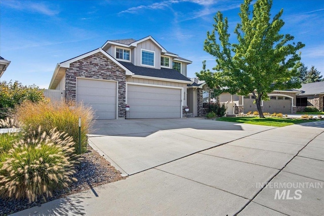 view of front of house with a garage