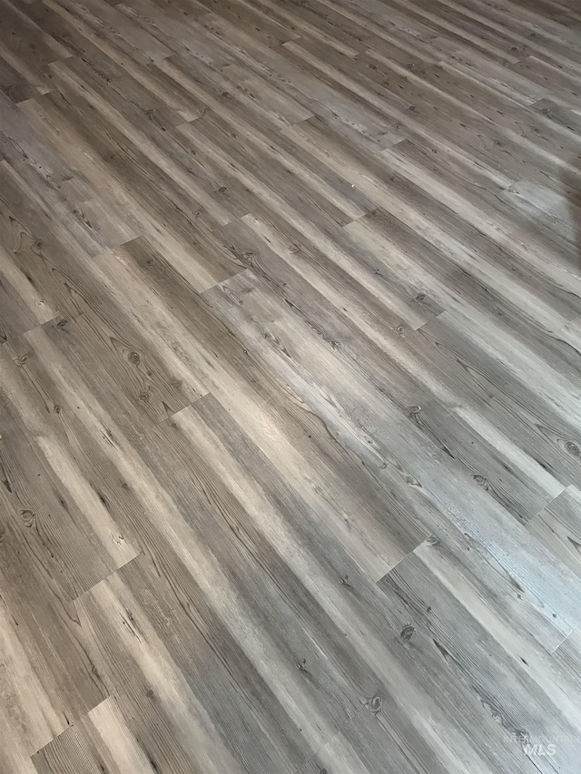 981 SW Independence, Mountain Home, ID 83647 - interior details with wood finished floors