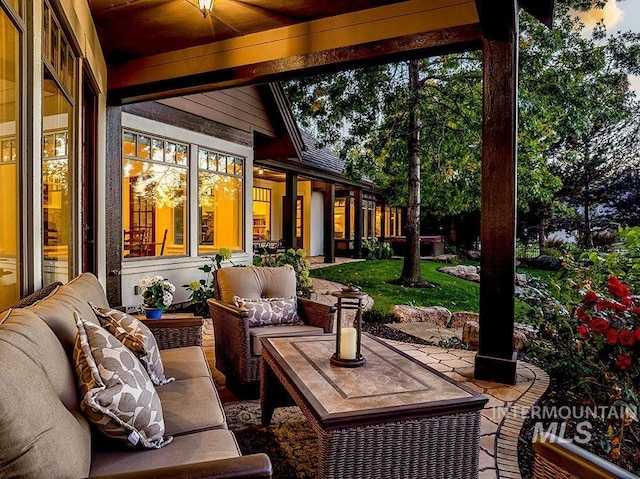 view of patio featuring an outdoor hangout area