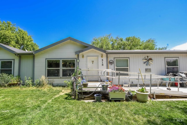 518 N 42nd, Nampa, ID 83687 - ranch-style home featuring a front lawn
