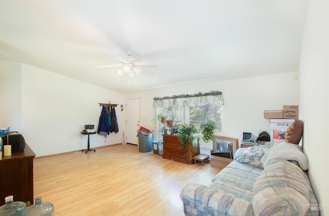 518 N 42nd, Nampa, ID 83687 - living area with wood finished floors and ceiling fan