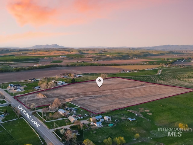 bird's eye view with a mountain view