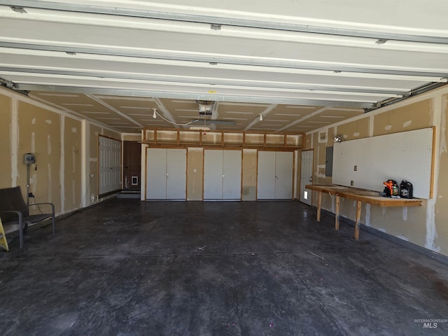 322 Linden Ave, Twin Falls, ID 83301 - garage featuring a garage door opener