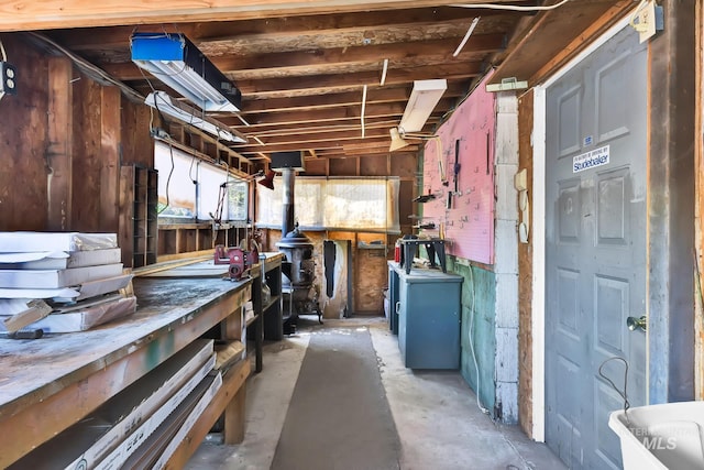 2323 W Lemhi St, Boise, ID 83705 - interior space with a workshop area and concrete floors