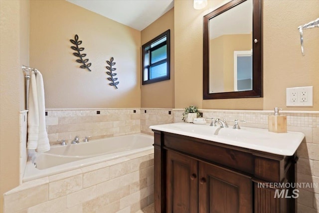 1814 E Spinnaker Ct, Boise, ID 83706 - bathroom featuring vanity and a bath