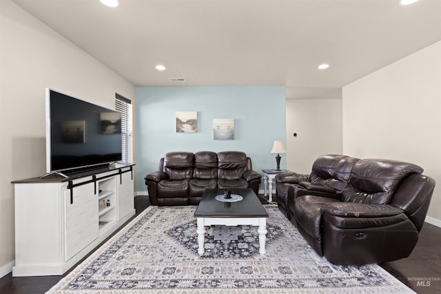 5359 N Landon Creek Pl, Meridian, ID 83646 - living room with baseboards, visible vents, and recessed lighting