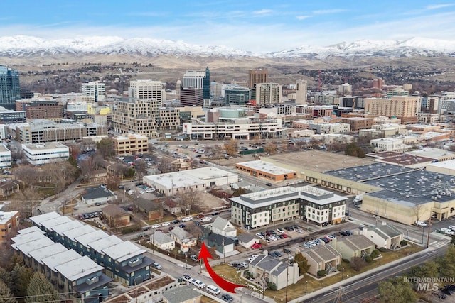 city view featuring a mountain view