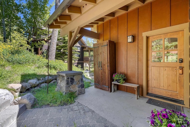 view of doorway to property