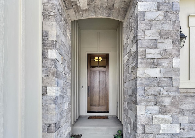2499 E Berghan Ln, Meridian, ID 83642 - entrance to property with stone siding