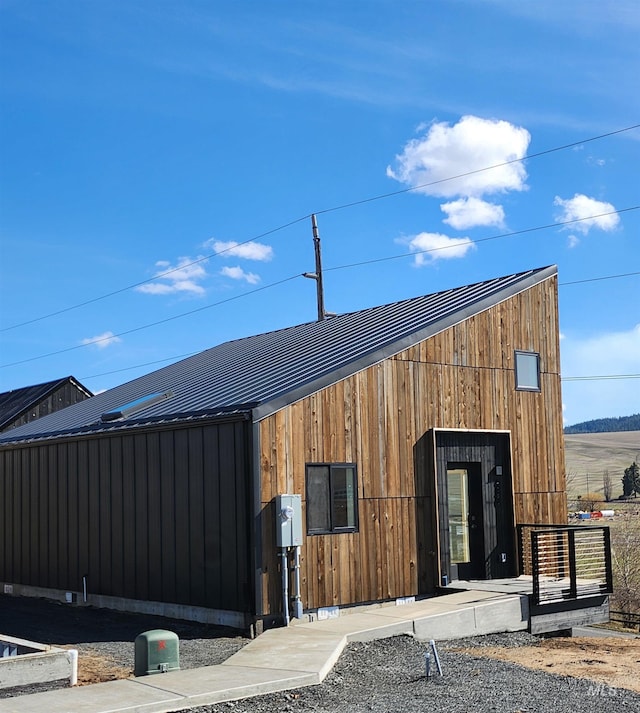 view of front of home with metal roof