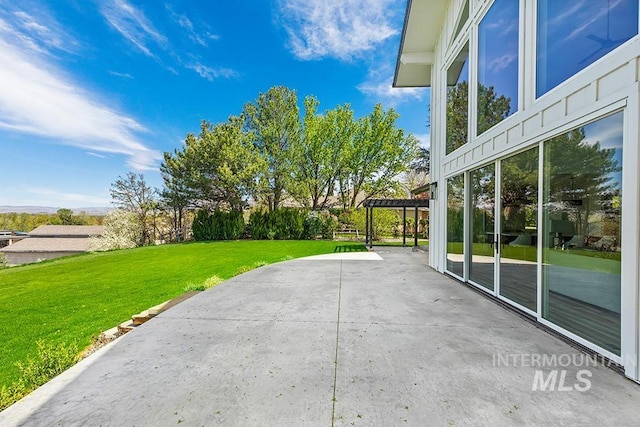 1458 W Sandy Ct, Meridian, ID 83646 - view of patio / terrace