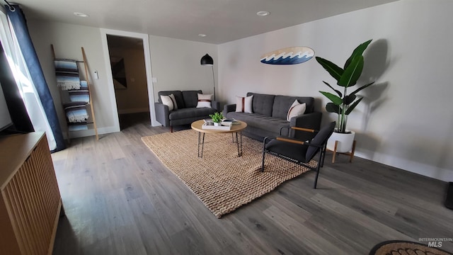 1101 Clithero Dr, Boise, ID 83703 - living area featuring recessed lighting, baseboards, and wood finished floors