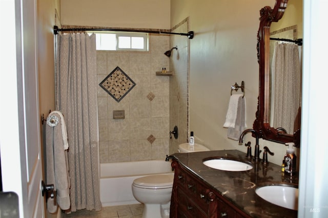 3703 E 3793 N, Kimberly, ID 83341 - bathroom featuring shower / tub combo, double vanity, and tile patterned floors