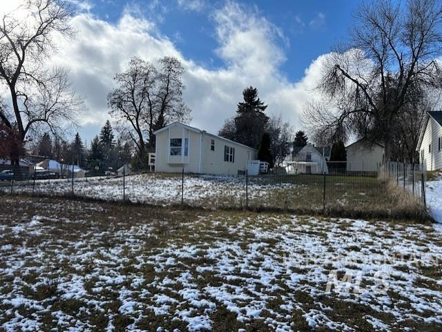 711 4th St, Nezperce, ID 83543