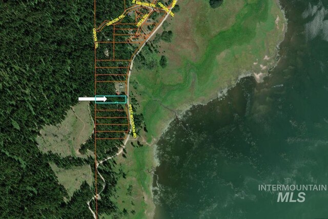 1457 W Mountain Rd, Donnelly, ID 83615