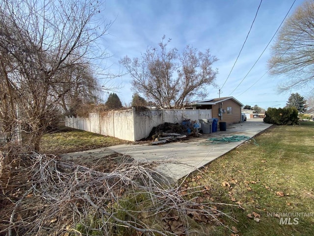 view of side of property