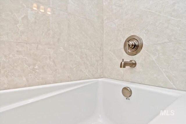 7680 W Old School St, Meridian, ID 83646 - bathroom view of a tub