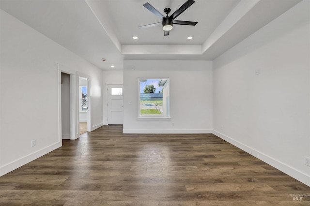 1012 23rd Ave E, Jerome, ID 83338 - spare room featuring recessed lighting, baseboards, a tray ceiling, ceiling fan, and wood finished floors