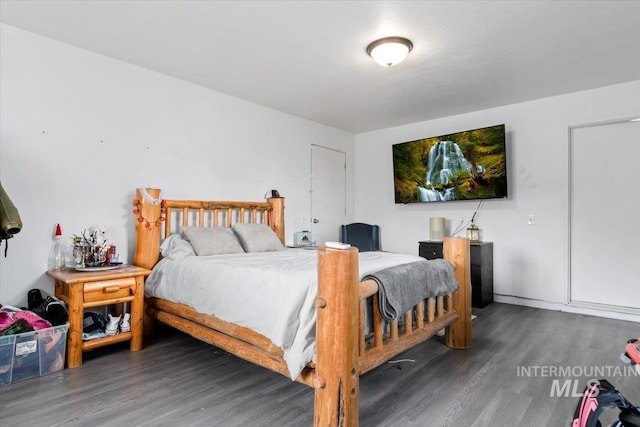 107 Nogales, Caldwell, ID 83605 - bedroom featuring wood finished floors