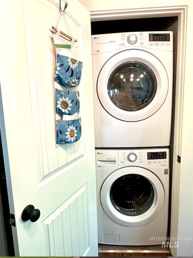 3617 Rubicon St, New Meadows, ID 83612 - washroom featuring estacked washer and dryer
