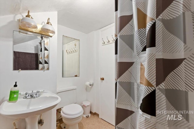 201 9th Ave N, Buhl, ID 83316 - bathroom with toilet and a sink