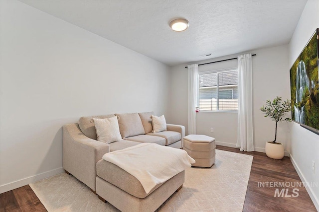 19558 Delmarva Ave, Caldwell, ID 83605 - living room with wood finished floors