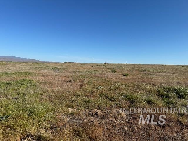 3886 W Elm Rd, Vale, OR 97918