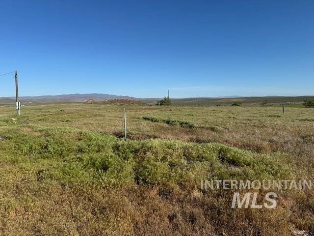 3886 W Elm Rd, Vale, OR 97918