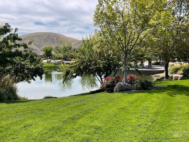 view of water feature featuring a mountain view