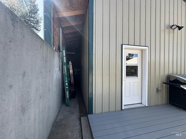view of entrance to property