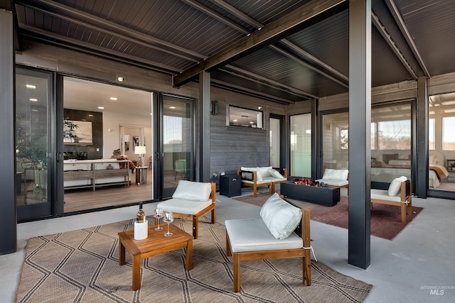 view of patio / terrace featuring an outdoor hangout area