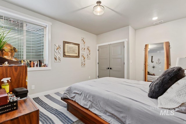 bedroom with a closet