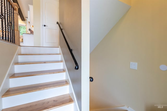 1205 Ponderosa Dr, Moscow, ID 83843 - view of stairway