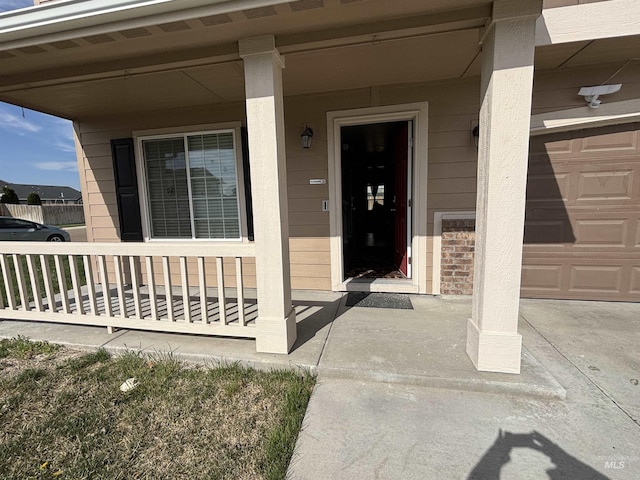 4618 Braeburn, Caldwell, ID 83607 - entrance to property featuring covered porch