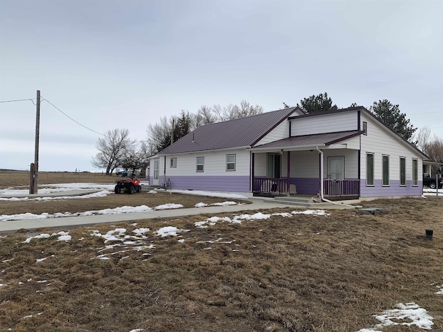 view of front of house featuring covered porch