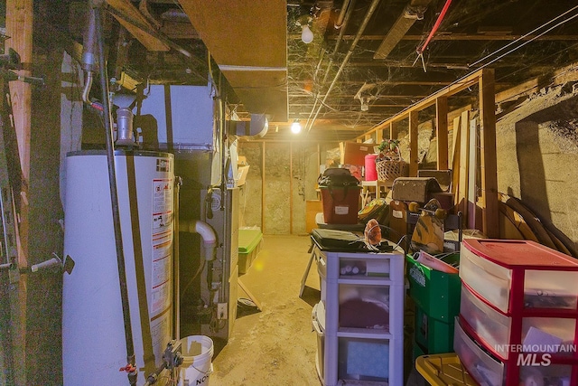 408 6th Ave, Lewiston, ID 83501 - unfinished below grade area with water heater