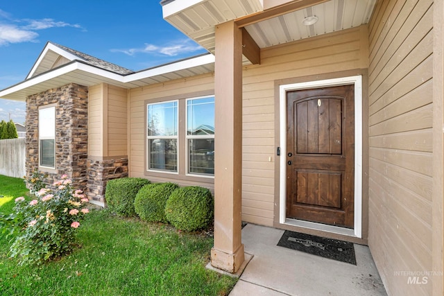 view of entrance to property