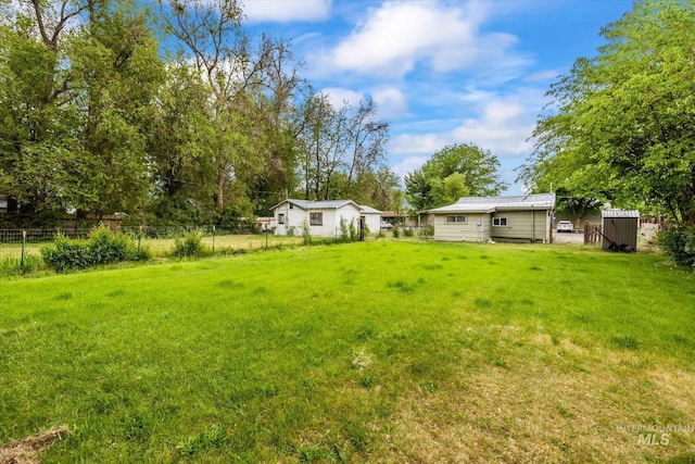 218 E Owyhee Ave, Homedale, ID 83628 - view of yard featuring an outdoor structure