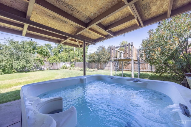 209 N Canyon St, Nampa, ID 83651 - view of pool with a hot tub