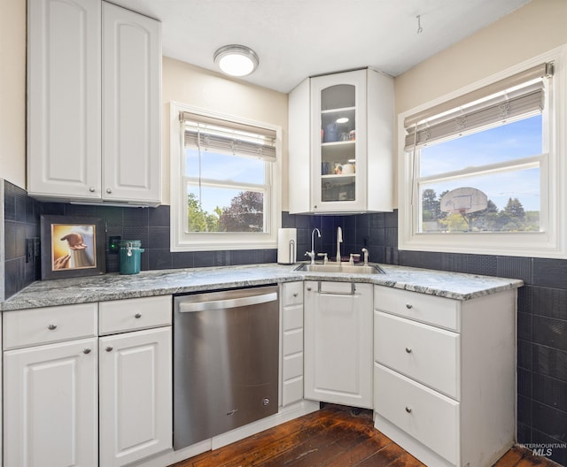 209 N Canyon St, Nampa, ID 83651 - kitchen with dishwasher, a sink, glass insert cabinets, white cabinetry, and dark wood-style flooring