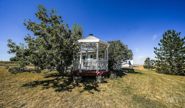 view of yard featuring a gazebo